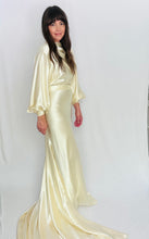 Load image into Gallery viewer, 1930's Wedding Gown