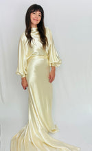 Load image into Gallery viewer, 1930's Wedding Gown