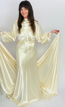 Load image into Gallery viewer, 1930's Wedding Gown