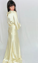Load image into Gallery viewer, 1930's Wedding Gown