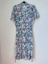 Load image into Gallery viewer, 1980's Halston III Floral Tea Dress