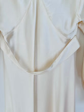 Load image into Gallery viewer, 1930's Wedding Gown