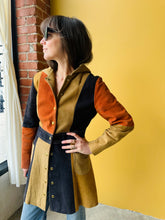 Load image into Gallery viewer, Vintage Suede Jacket