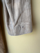 Load image into Gallery viewer, Vintage Suede Jacket