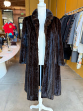 Load image into Gallery viewer, Vintage Mink Coat