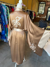 Load image into Gallery viewer, Donna Karan Silk Kimono
