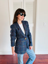 Load image into Gallery viewer, Vintage Tahari Wool Blazer
