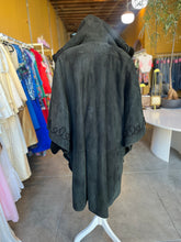Load image into Gallery viewer, Aegean Designs Suede Shearling Cape
