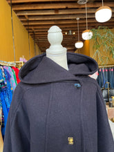 Load image into Gallery viewer, Vintage Wool Coat
