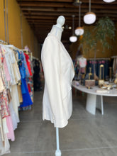 Load image into Gallery viewer, McQueen Classic Single-Breasted Suiting Blazer
