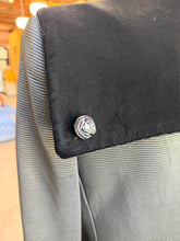 Load image into Gallery viewer, Carolyne Roehm Overcoat
