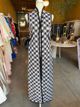 Load image into Gallery viewer, Vintage Windowpane Check Duster
