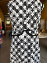 Load image into Gallery viewer, Vintage Windowpane Check Duster
