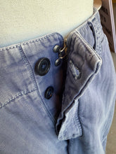 Load image into Gallery viewer, Vintage Burberry Train Pants
