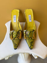 Load image into Gallery viewer, Moschino Pointed Toe Mules
