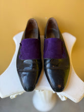 Load image into Gallery viewer, Italian Patent and Velvet Loafers
