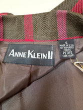 Load image into Gallery viewer, Anne Klein II Cropped Blazer
