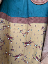 Load image into Gallery viewer, Vintage Suede Blazer
