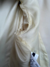 Load image into Gallery viewer, McQueen Classic Single-Breasted Suiting Blazer
